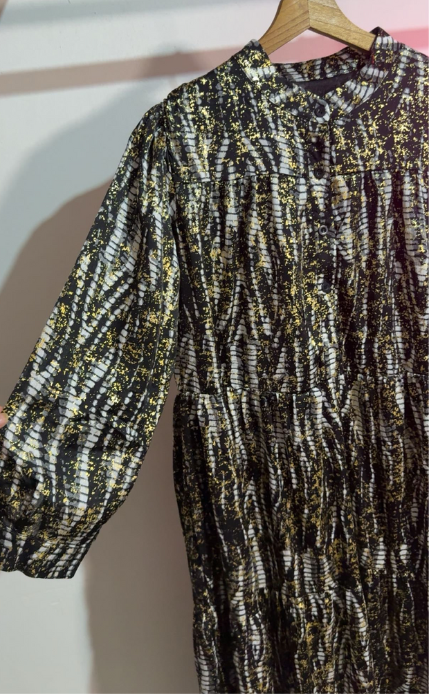 Robe longue avec doré