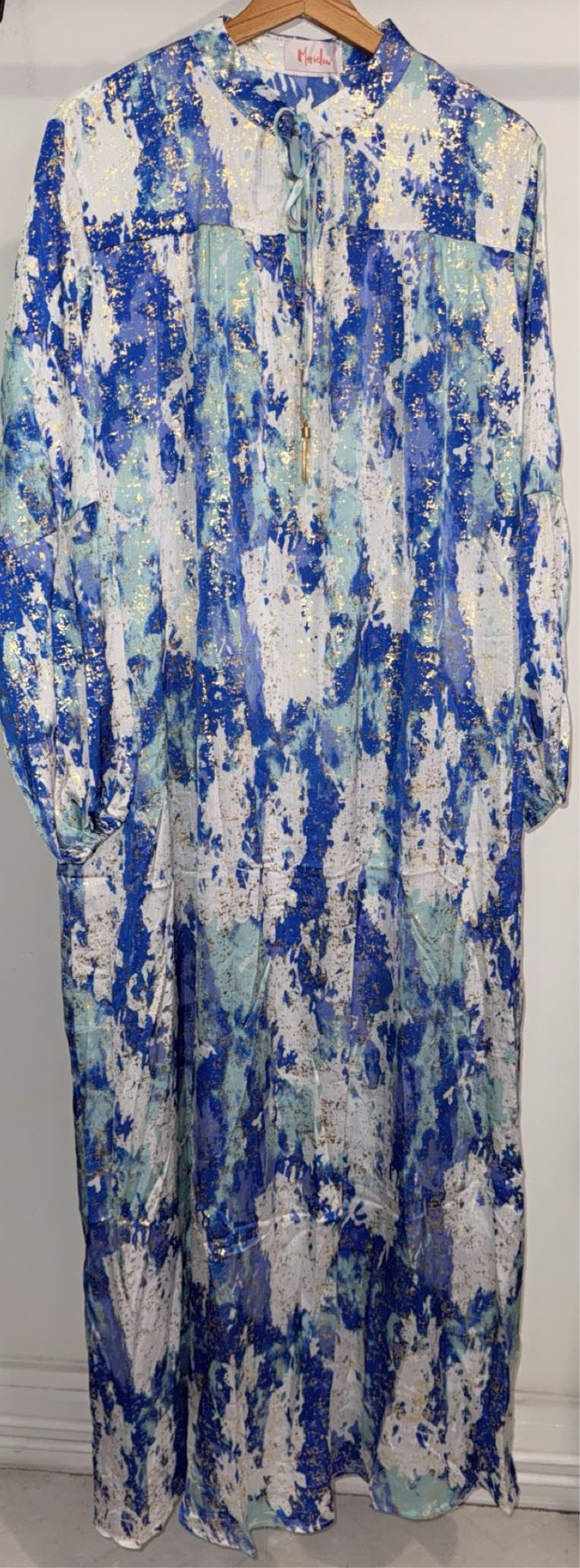 Robe longue avec doré