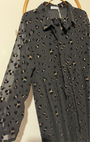 Robe longue avec motif doré