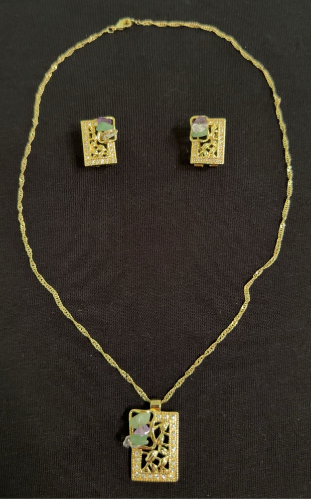 Parure collier et boucles d’oreilles