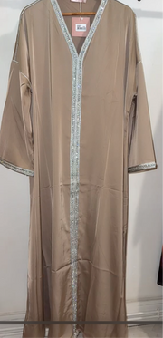 Abaya avec strass argentée