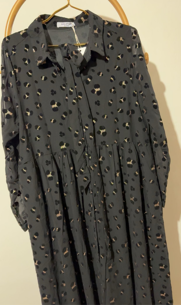 Robe longue avec motif doré