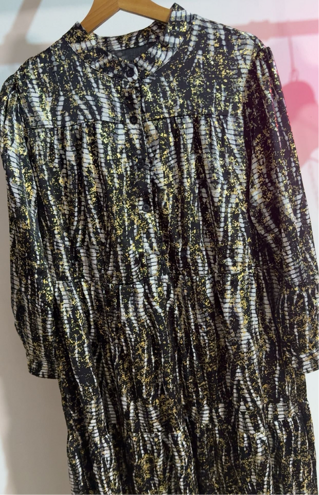 Robe longue avec doré