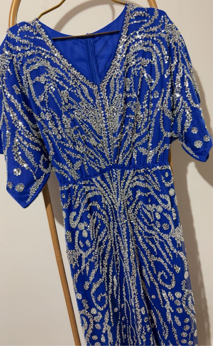 Robe soirée bleu roi avec perle argentée