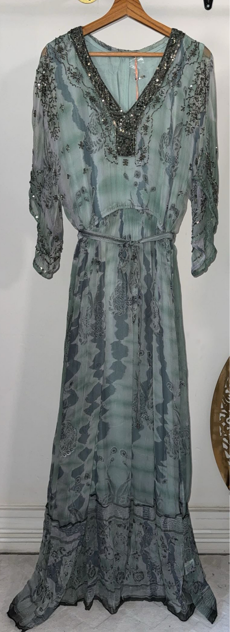 Robe brodée