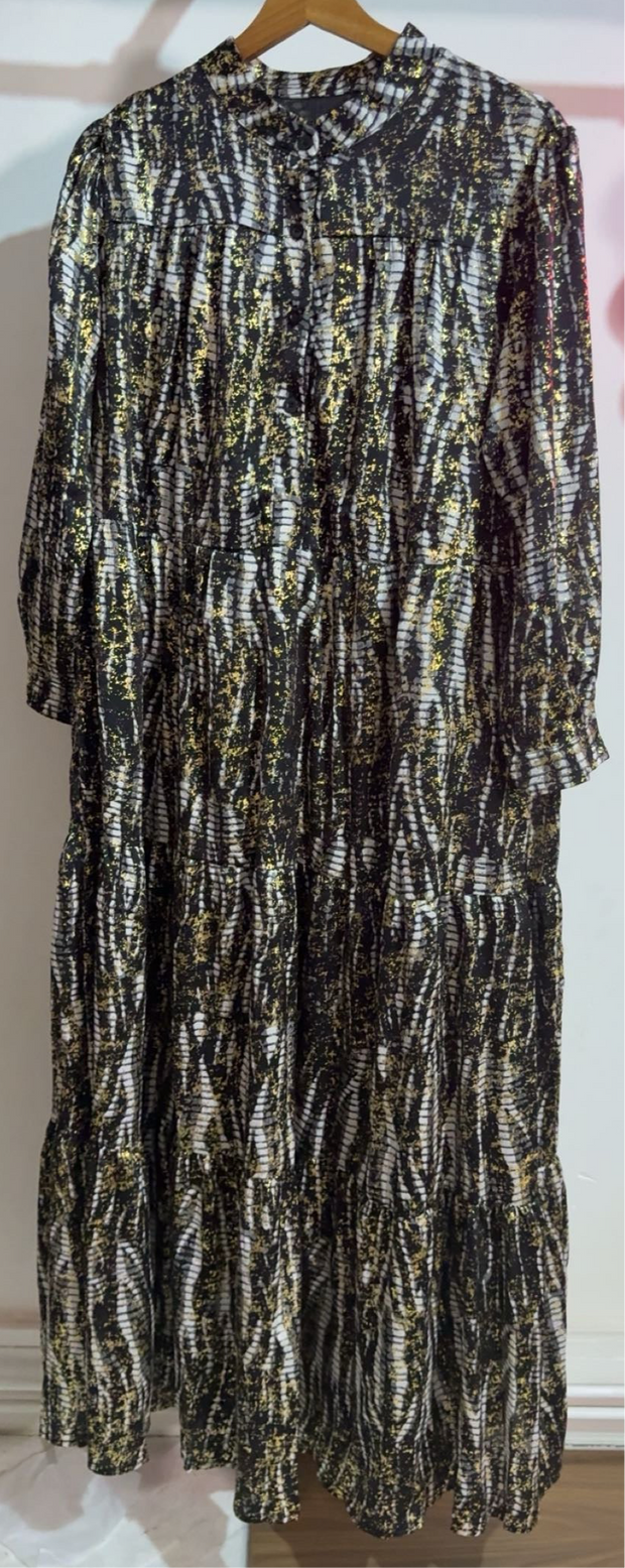 Robe longue avec doré