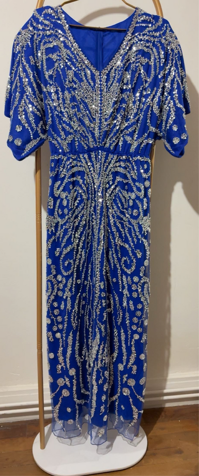 Robe soirée bleu roi avec perle argentée