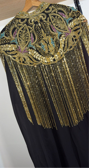 Abaya avec cape à franges