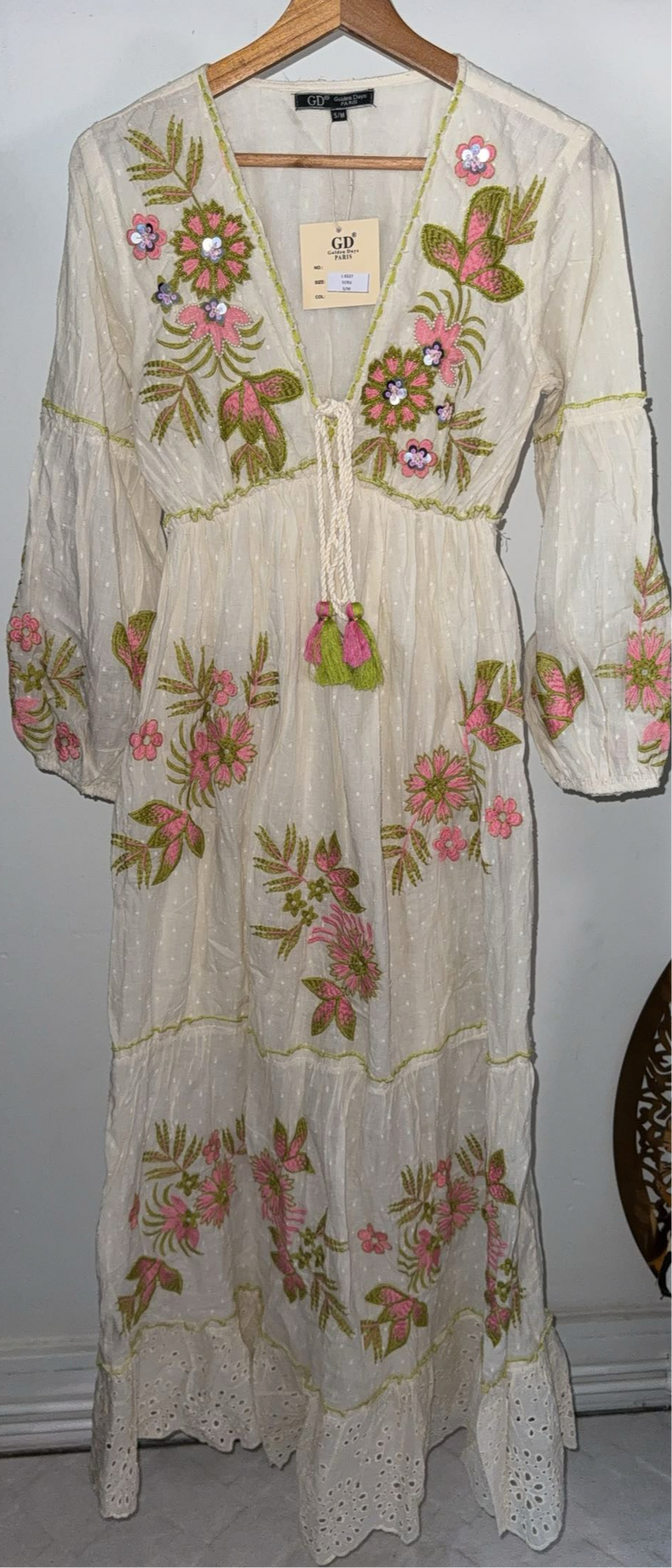 Robe longue brodée