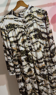 Robe longue avec doré